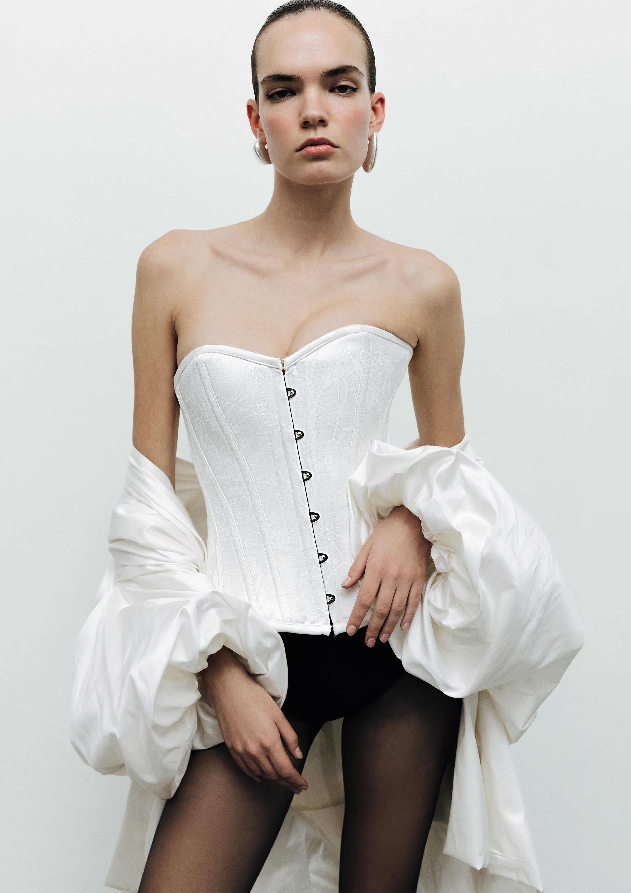 Olin-Hook-And-Eye Corset With Lace-Up Back – ILA Official
