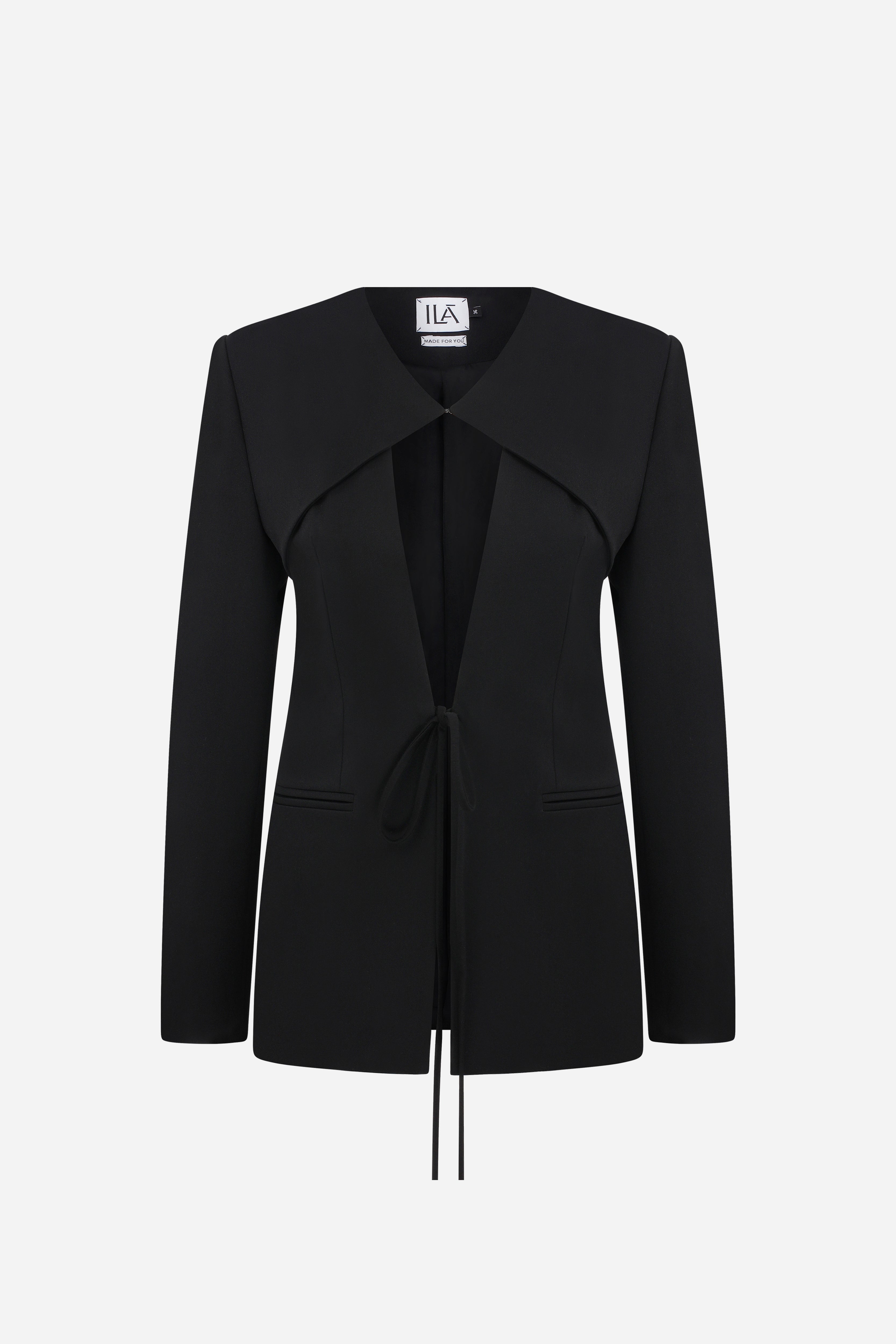 LINDA -BLAZER WITH CUTOUT DETAILS IN FRONT