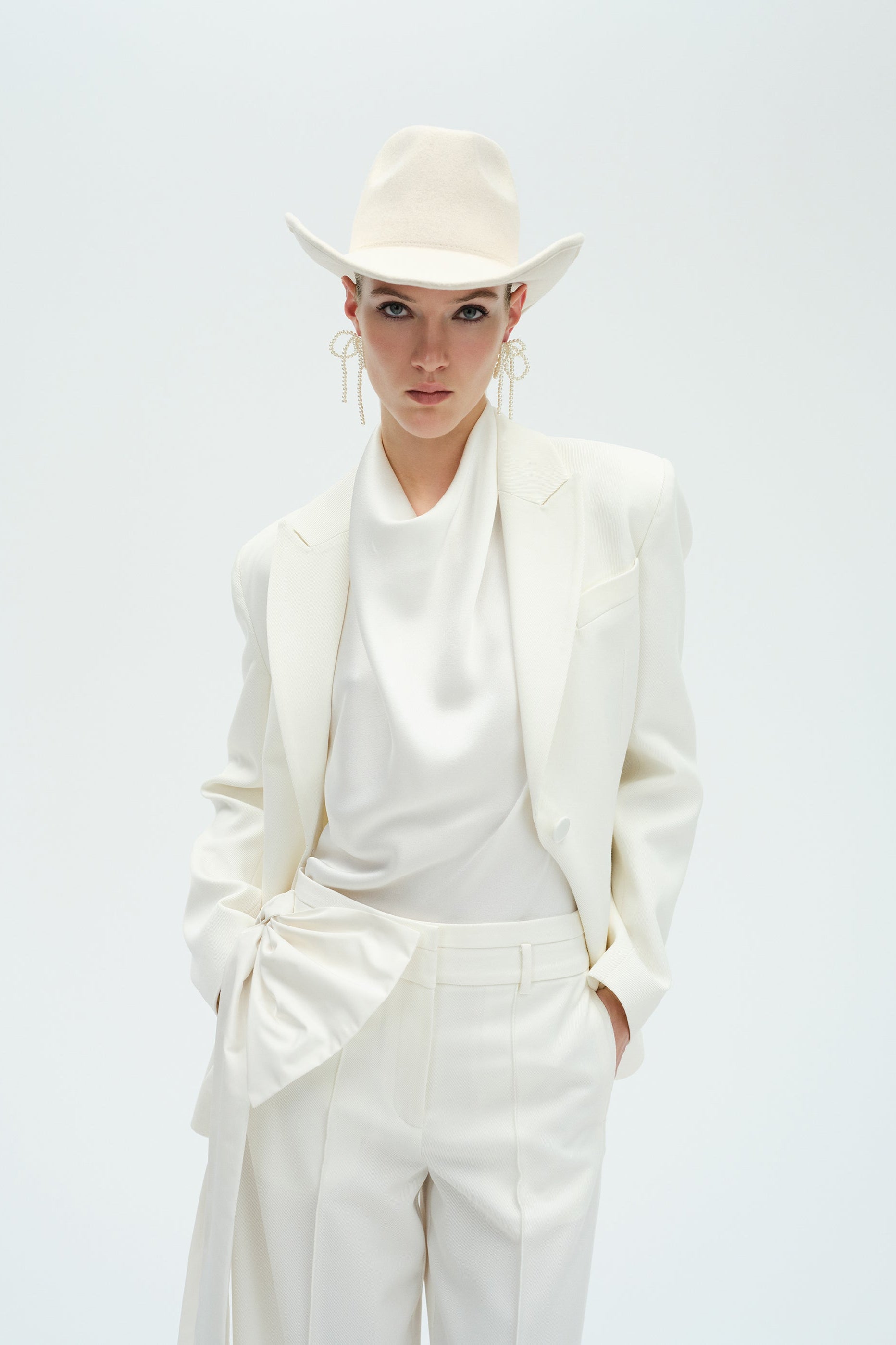 Poppy - Bow Detailed Tailored Trousers