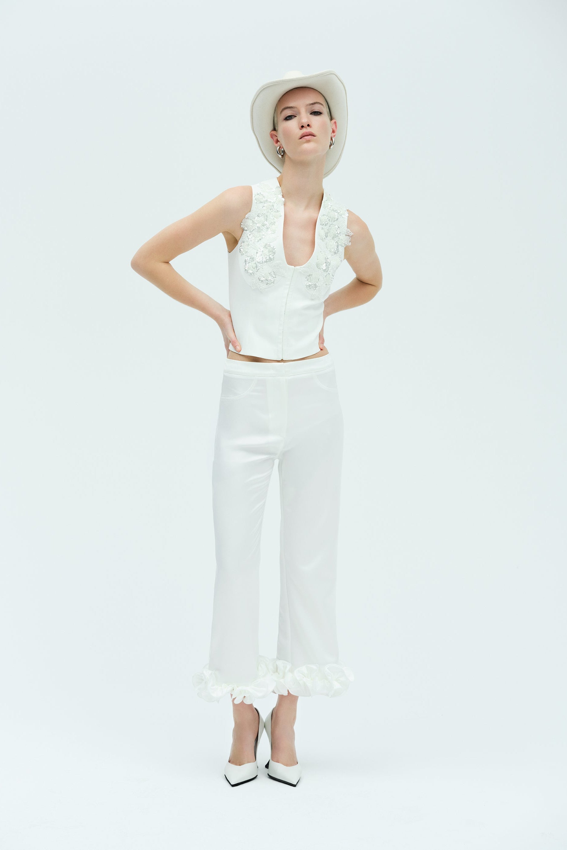 Gemma - Voluminous Detailed Trousers