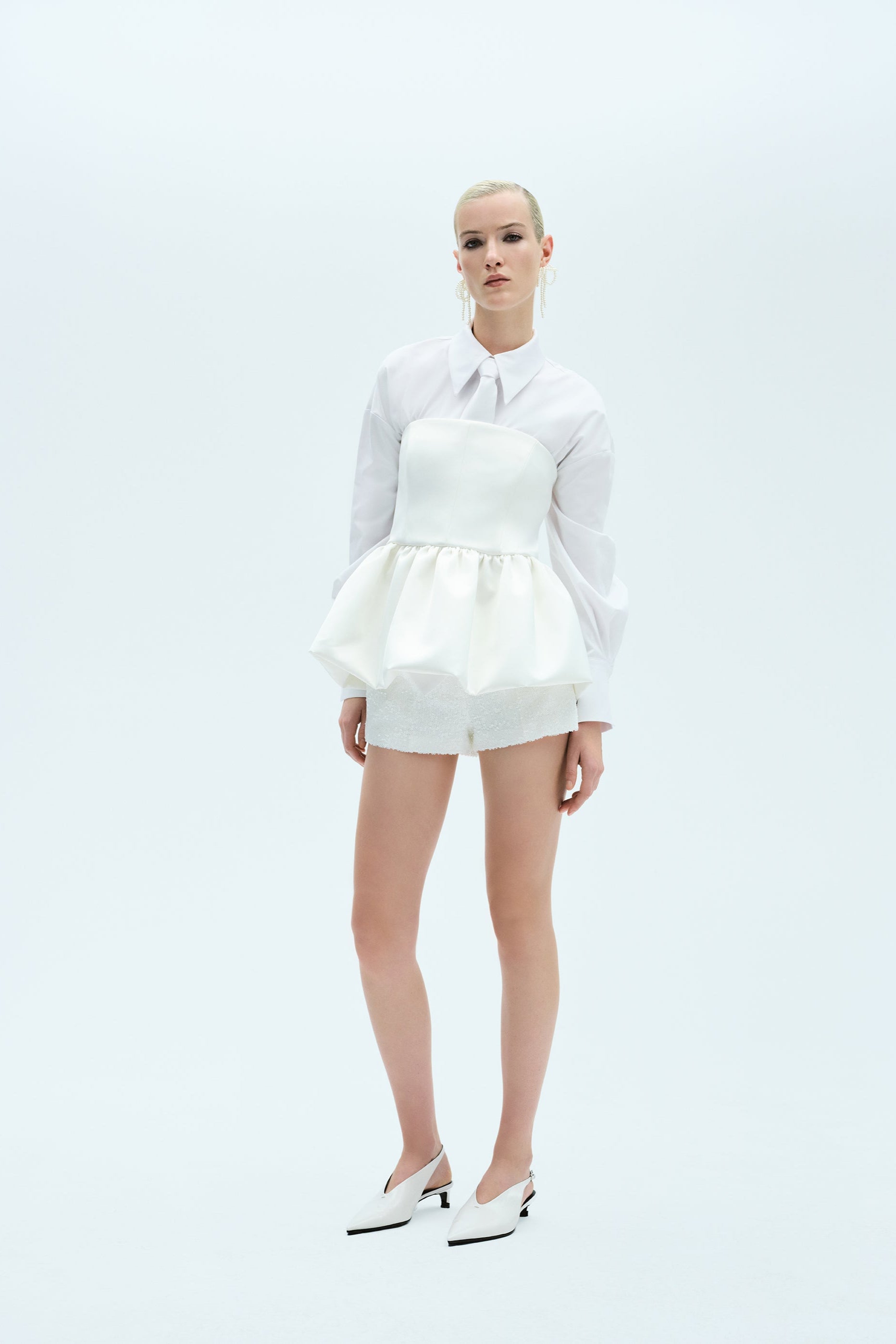 Jackie - Strapless Top with Peplum