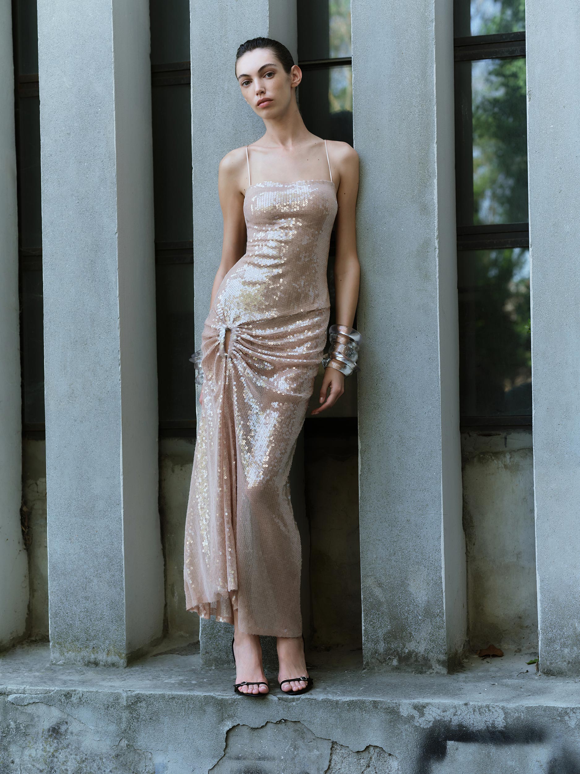 strapless sequin midi dress Cher-Strapless With Accessory Detail – ILA Official Size:3.5 (Wms 5) Simple White Cheap White this dress is drenched LowStock:42677512929331