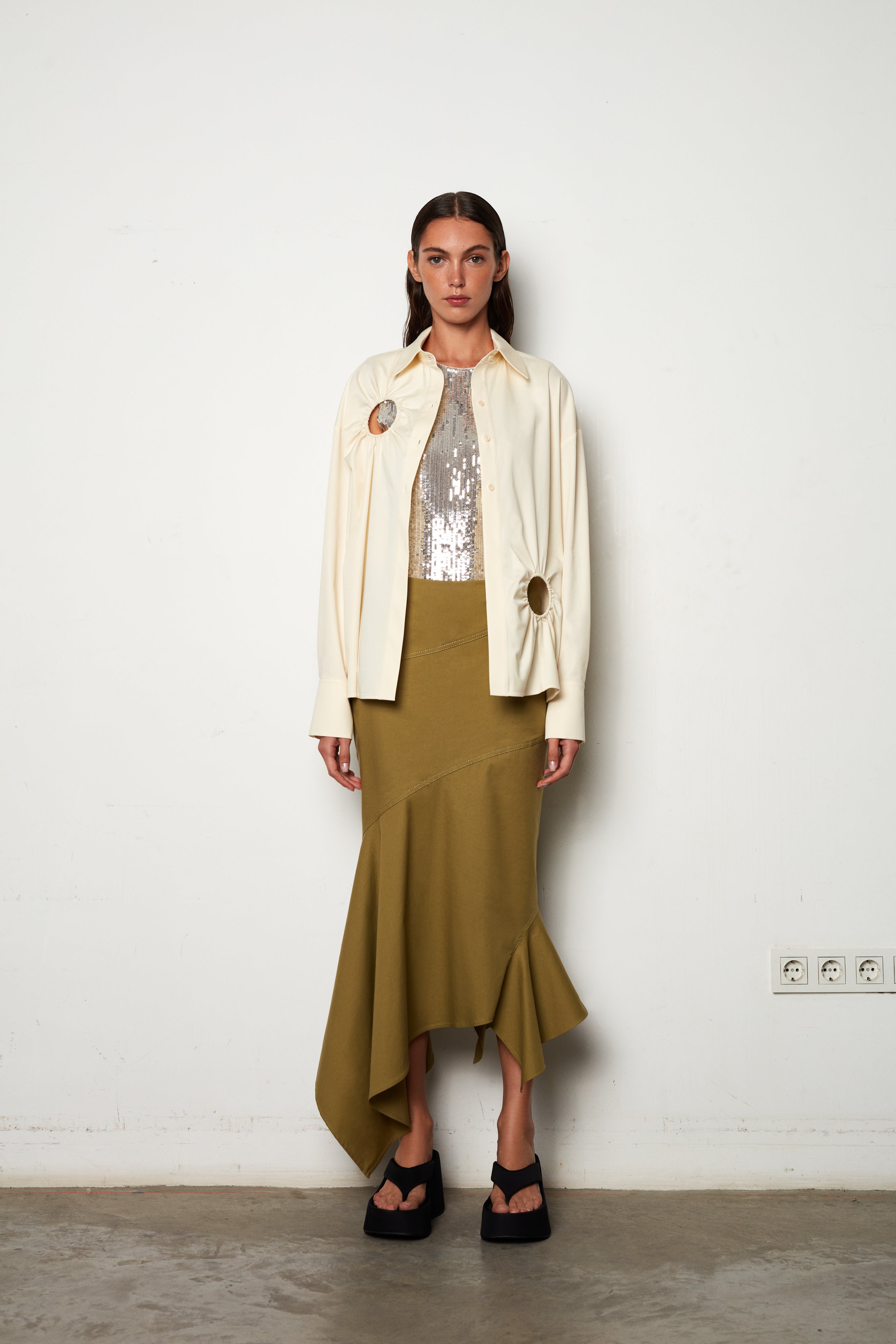 Pavla-Shirt With 2 Ring Cut-Outs