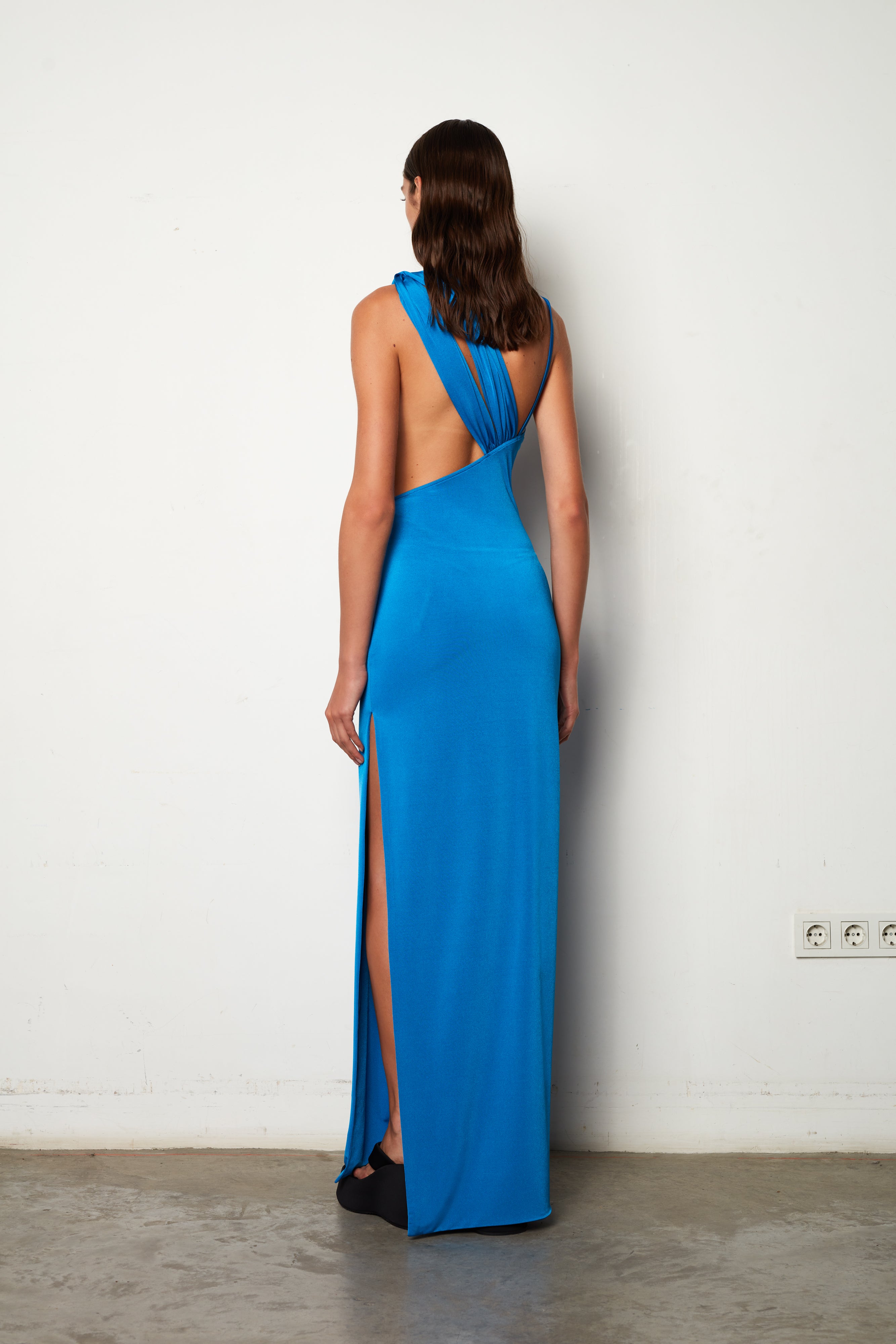 Maria - One-Shoulder Triple Collar Detailed And Knotted Maxi Dress