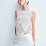 Nia - Backless Maxi Dress with Hand-Embroidered Lace Bodice