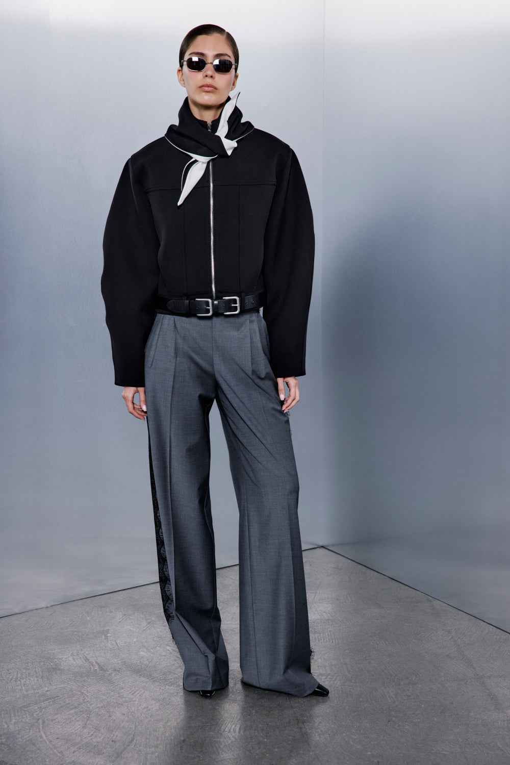 Livia Double-Pleated Trousers with Lace-Trim in Grey