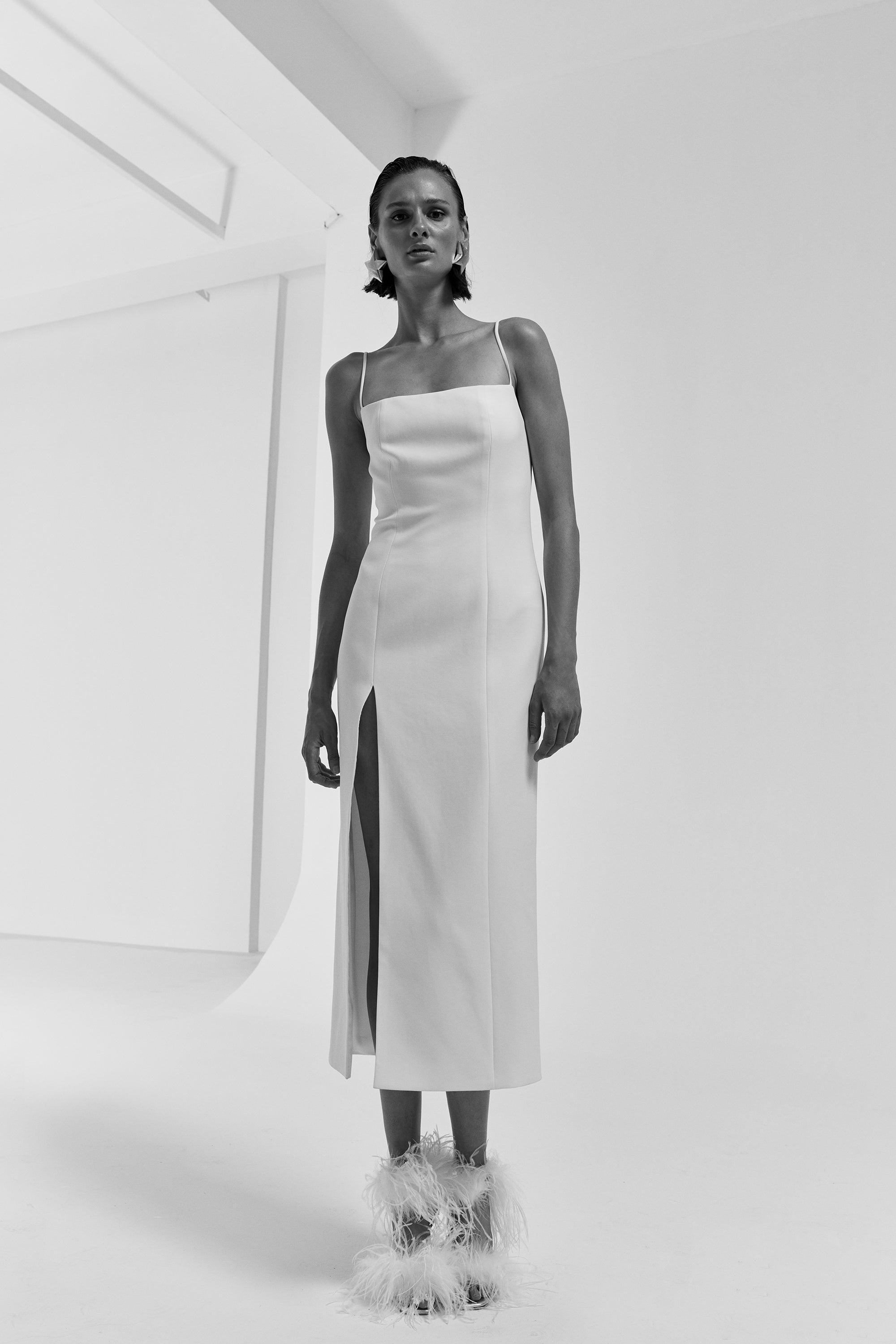 DOM-MIDI DRESS WITH SLIT